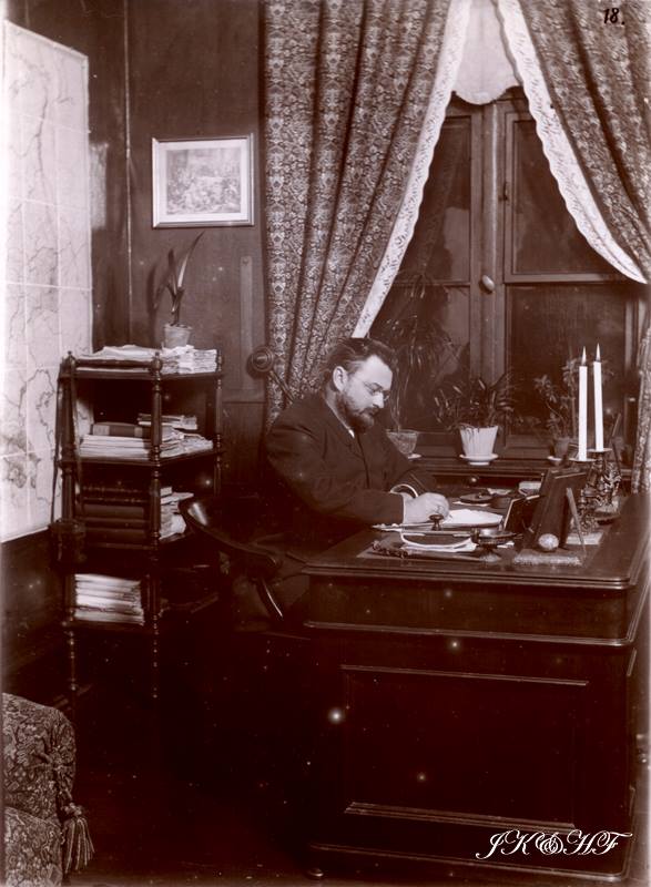 Stanisław Kontkiewicz przy pracy